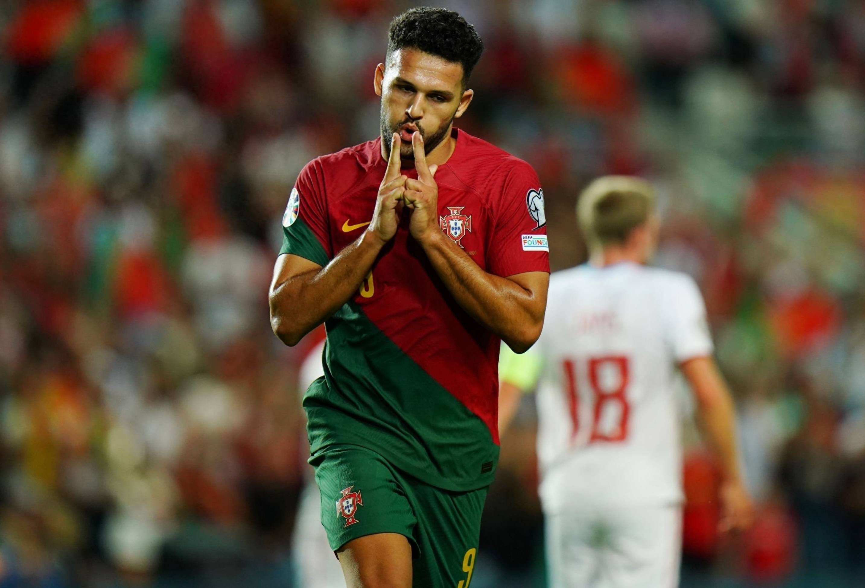 飞速直播-足坛巨星集结国际联赛,备战冲刺赛场(足坛巨星集结国际联赛,备战冲刺赛场怎么打) 第2张 飞速直播-足坛巨星集结国际联赛,备战冲刺赛场(足坛巨星集结国际联赛,备战冲刺赛场怎么打) 第2张